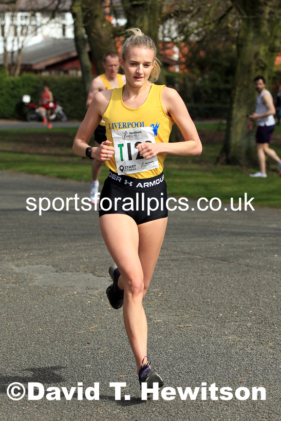 Senior Womens Northern 6 Stage Road Relay, 2022 Northern 12 and 6 Stage Road Relays,  Birkenhead Park, Birkenhead, Wirral.  Photo: David T. Hewitson/Sports for All Pics